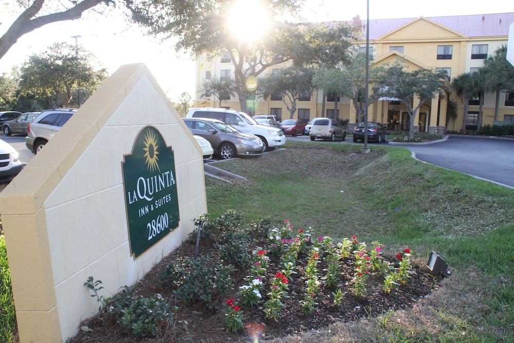 La Quinta By Wyndham Bonita Springs Naples North Hotel Exterior foto