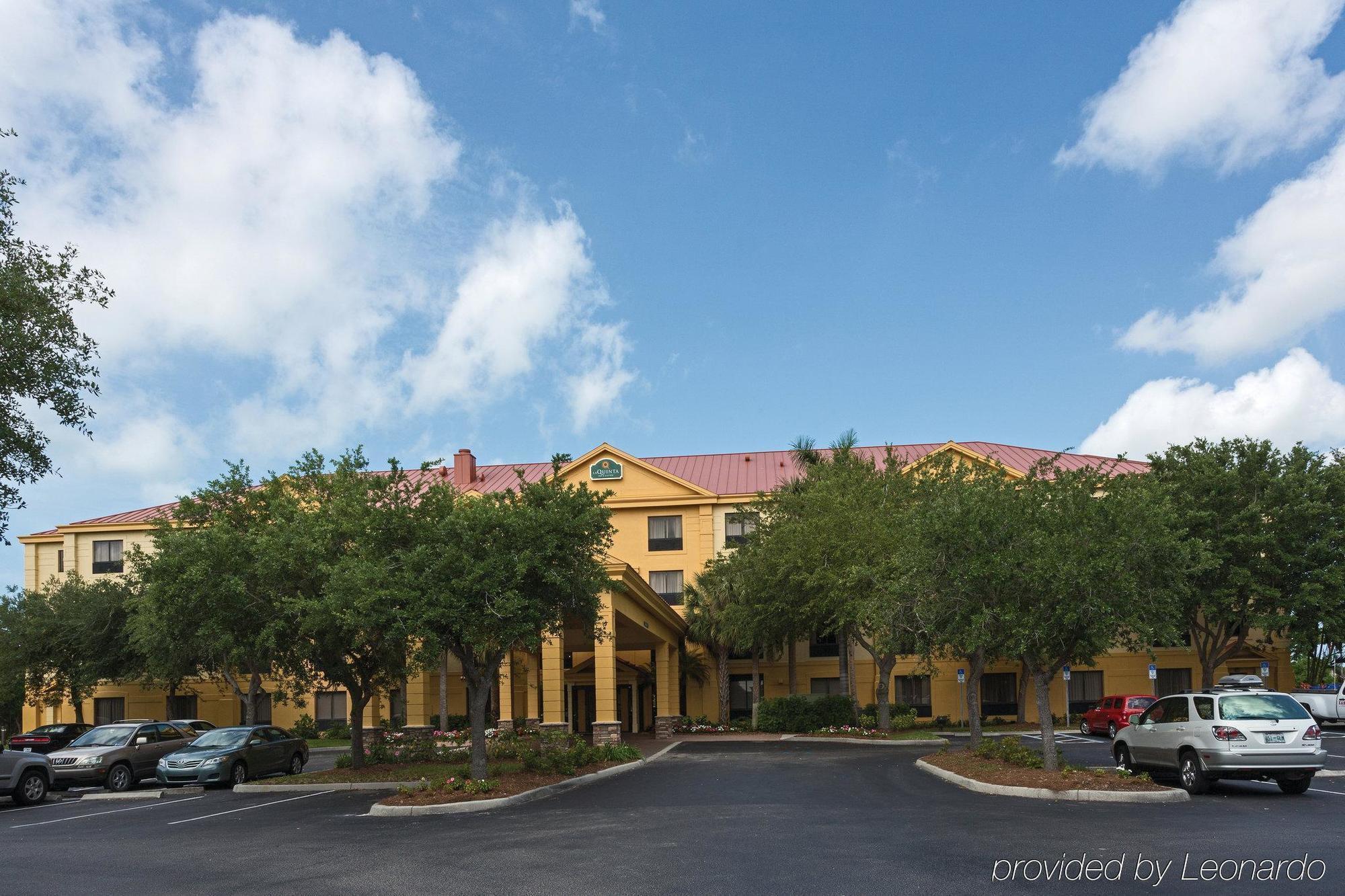 La Quinta By Wyndham Bonita Springs Naples North Hotel Exterior foto